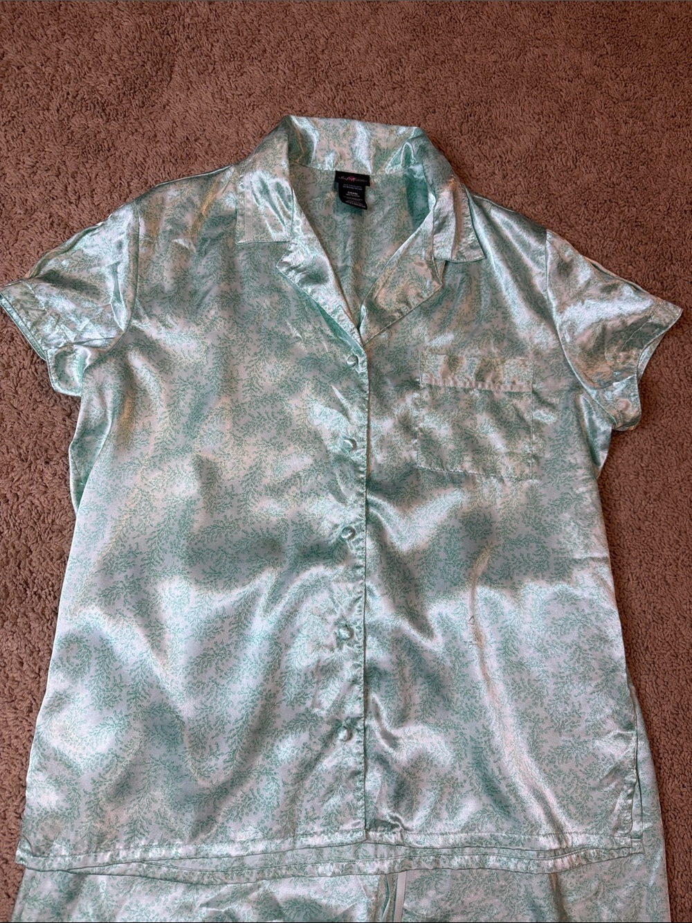 Secret Treasures Silky Mint Pajama Set - Picture 3 of 4